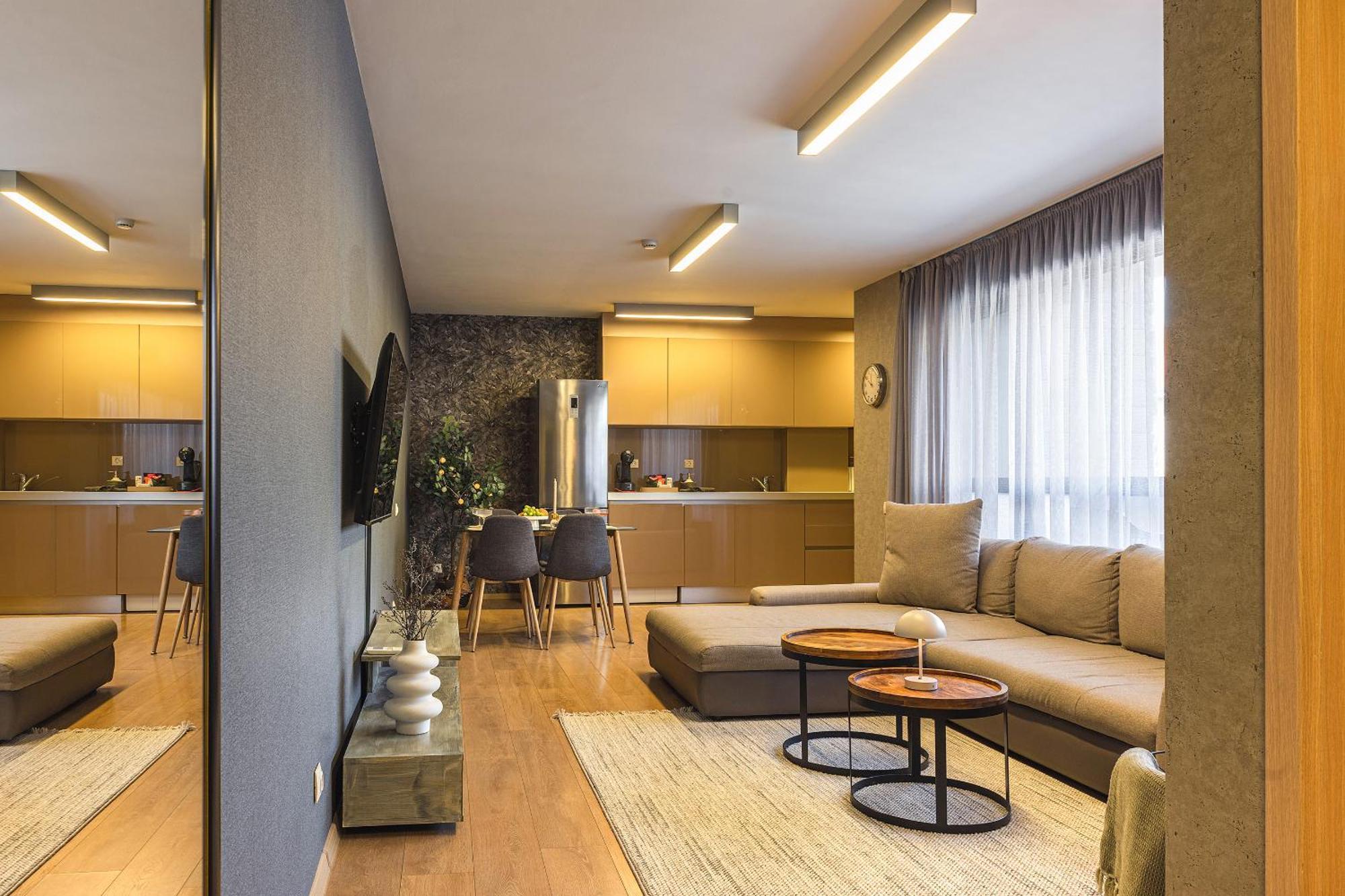 City Center Apartments With Parking Пловдив Экстерьер фото