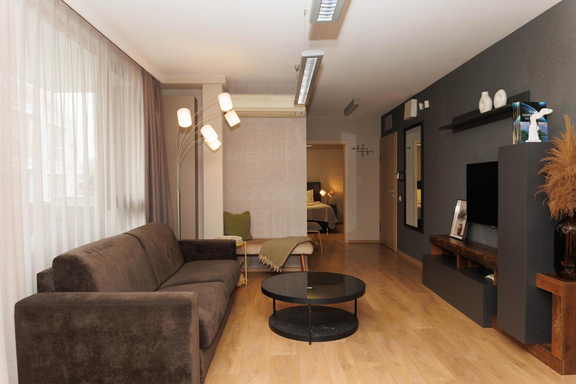City Center Apartments With Parking Пловдив Экстерьер фото