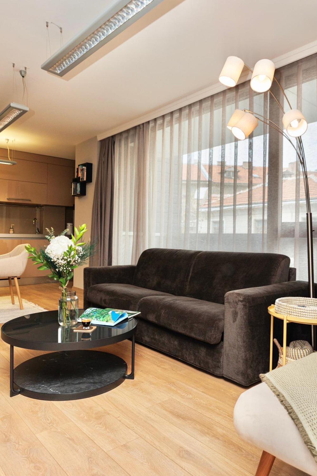 City Center Apartments With Parking Пловдив Экстерьер фото